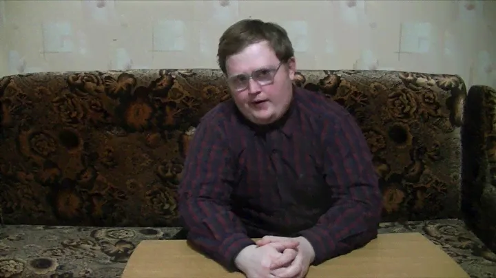 Открываем Киндер Сюрприз