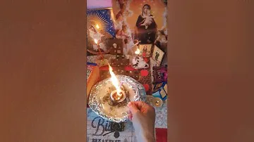 Сжигаем🔥 жабью 🐸порчу💫(На старость, ожирение, красоту).🤗Ставим защиту с обраткой🙏🙏🙏